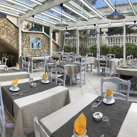 Hotel Jas Neuf Сен Максим Екстериор снимка